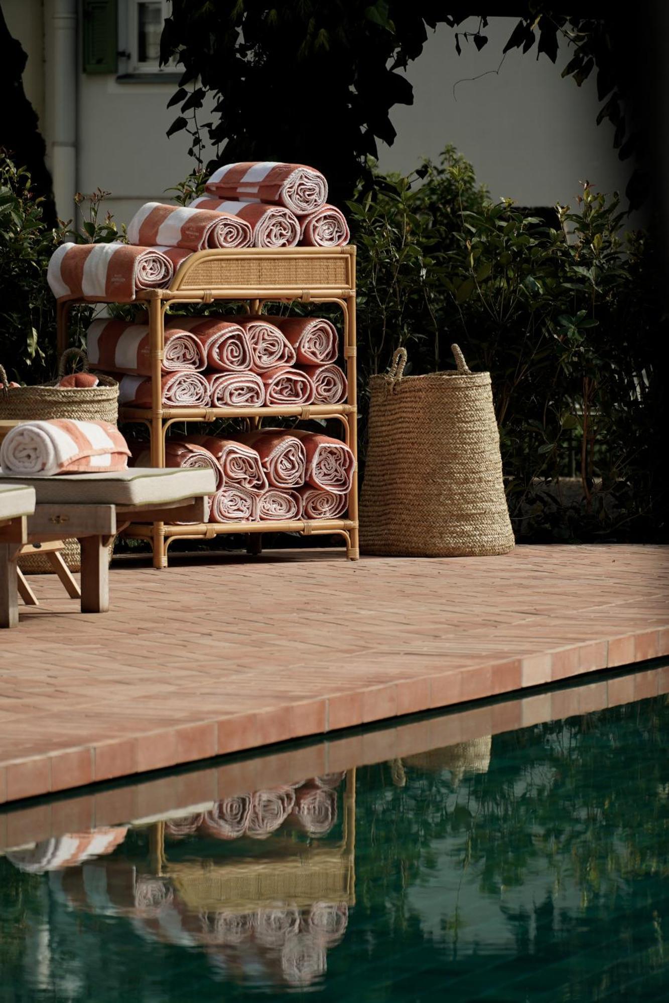 Parkhotel Mondschein, A Member Of Design Hotels Bolzano Bagian luar foto