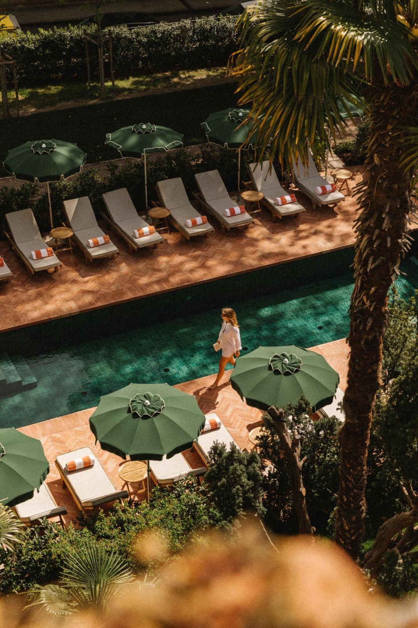 Parkhotel Mondschein, A Member Of Design Hotels Bolzano Bagian luar foto