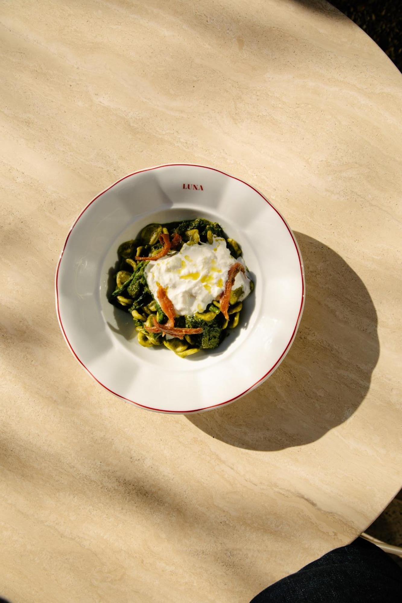 Parkhotel Mondschein, A Member Of Design Hotels Bolzano Bagian luar foto